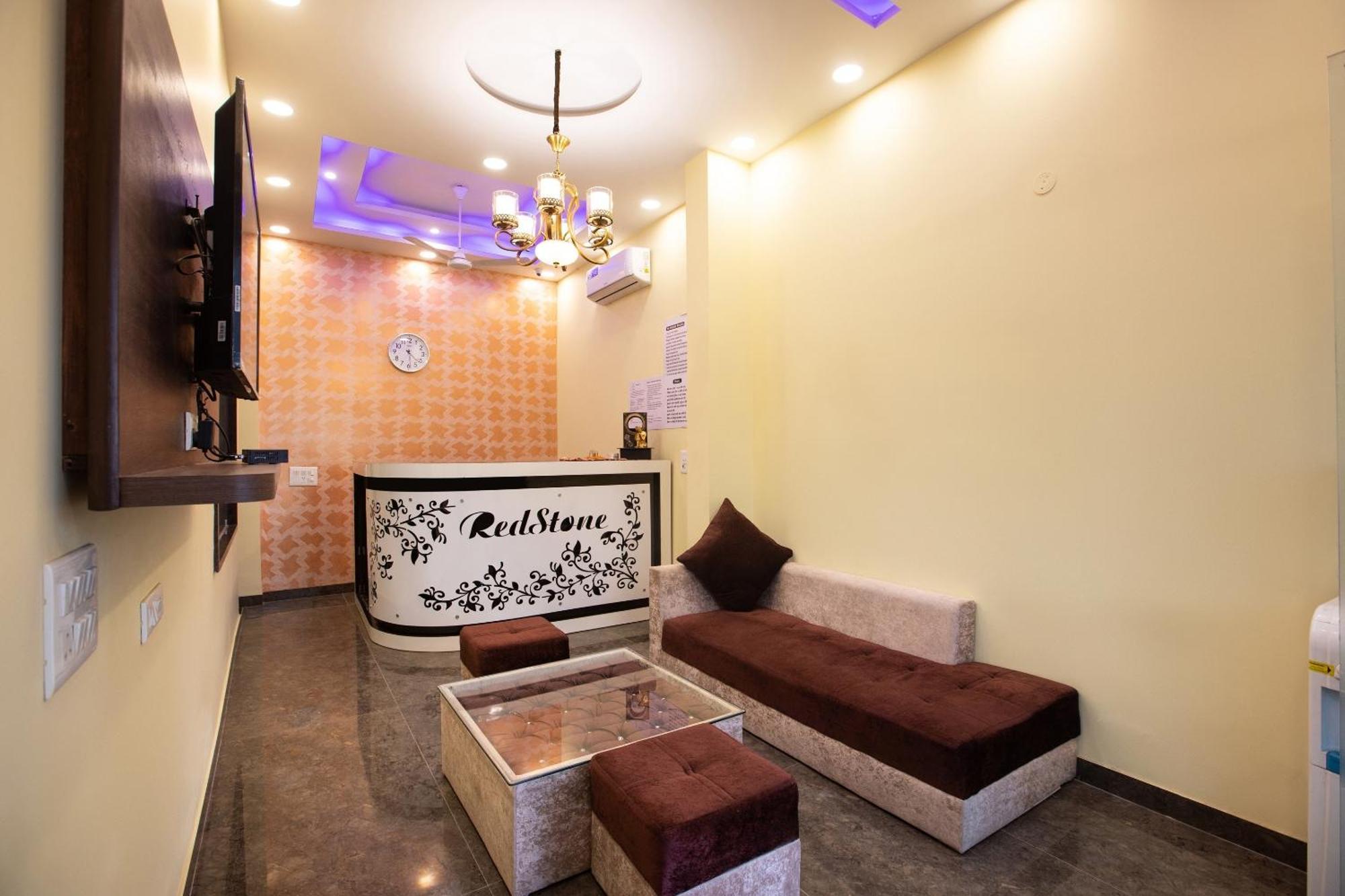 Super Oyo Hotel O Red Stone Inn New Delhi Ngoại thất bức ảnh